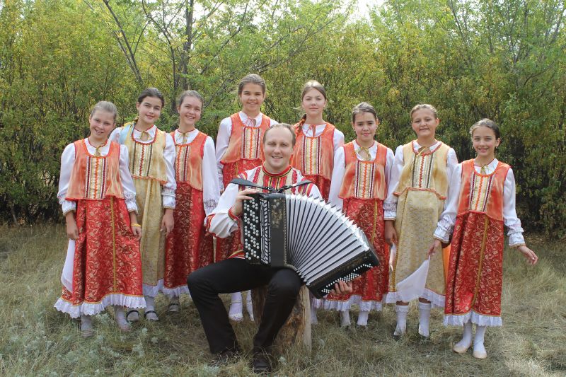 Детский ансамбль русской песни «Дашеньки»