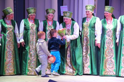 «Мы – Уральцы»: кто с песней живёт, того кручина неймёт!